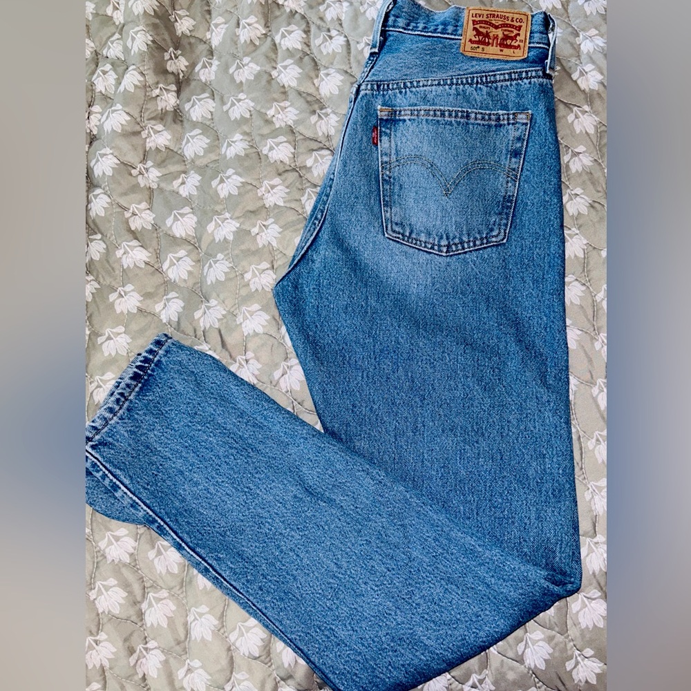 Levis 501 Original Fit Women Jeans Button Fly. Size- W28 L30